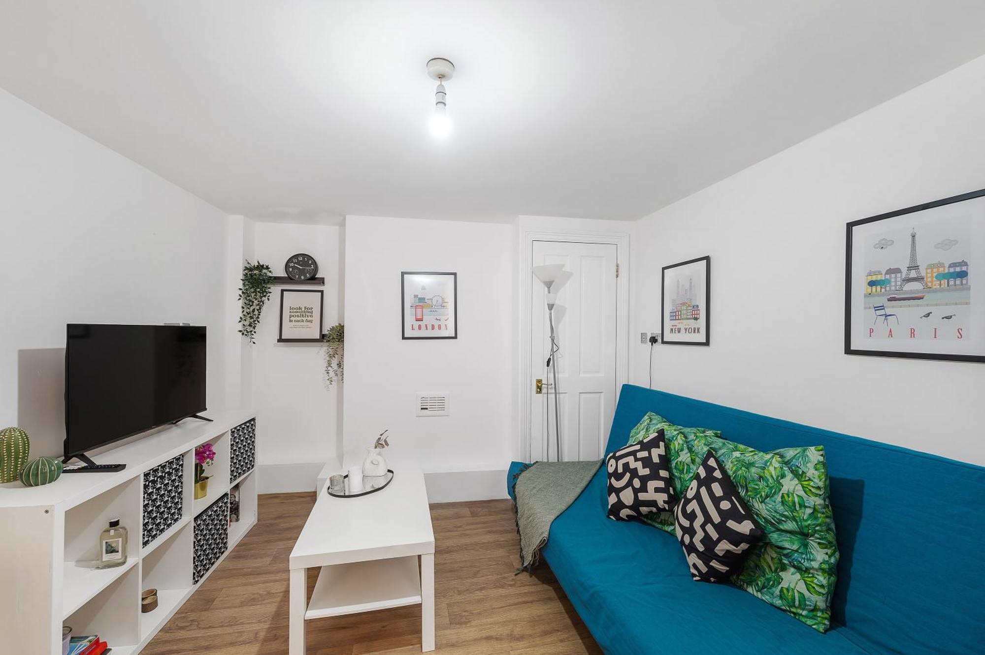 20 Min From Centre 2 Bedrooms W Ensuite Apartment London